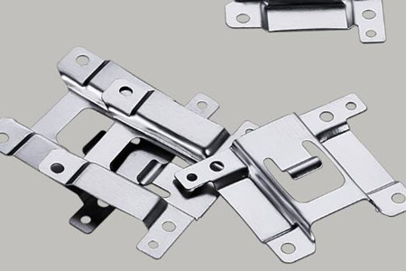 如何解決精密沖壓件加工不均勻問題?