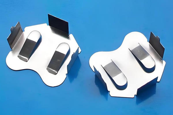 五金彈片臟污的類型、原因和處理方法